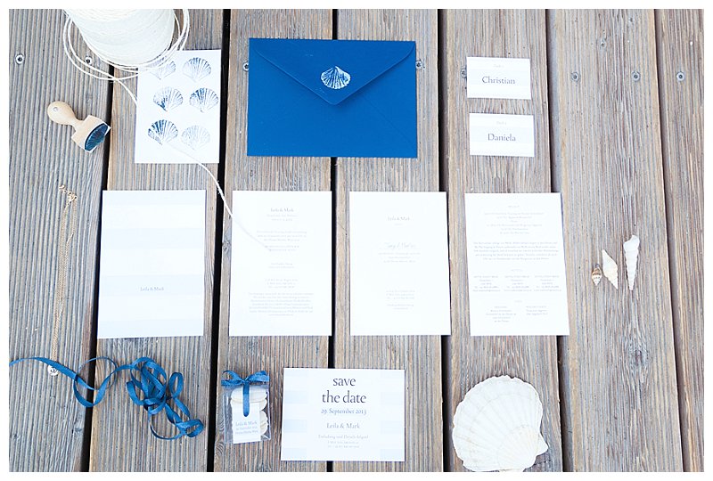 Inspiration für eine maritime Sommerhochzeiten auf VerruecktnachHochzeit (Foto: Karin Ahamer Photography)